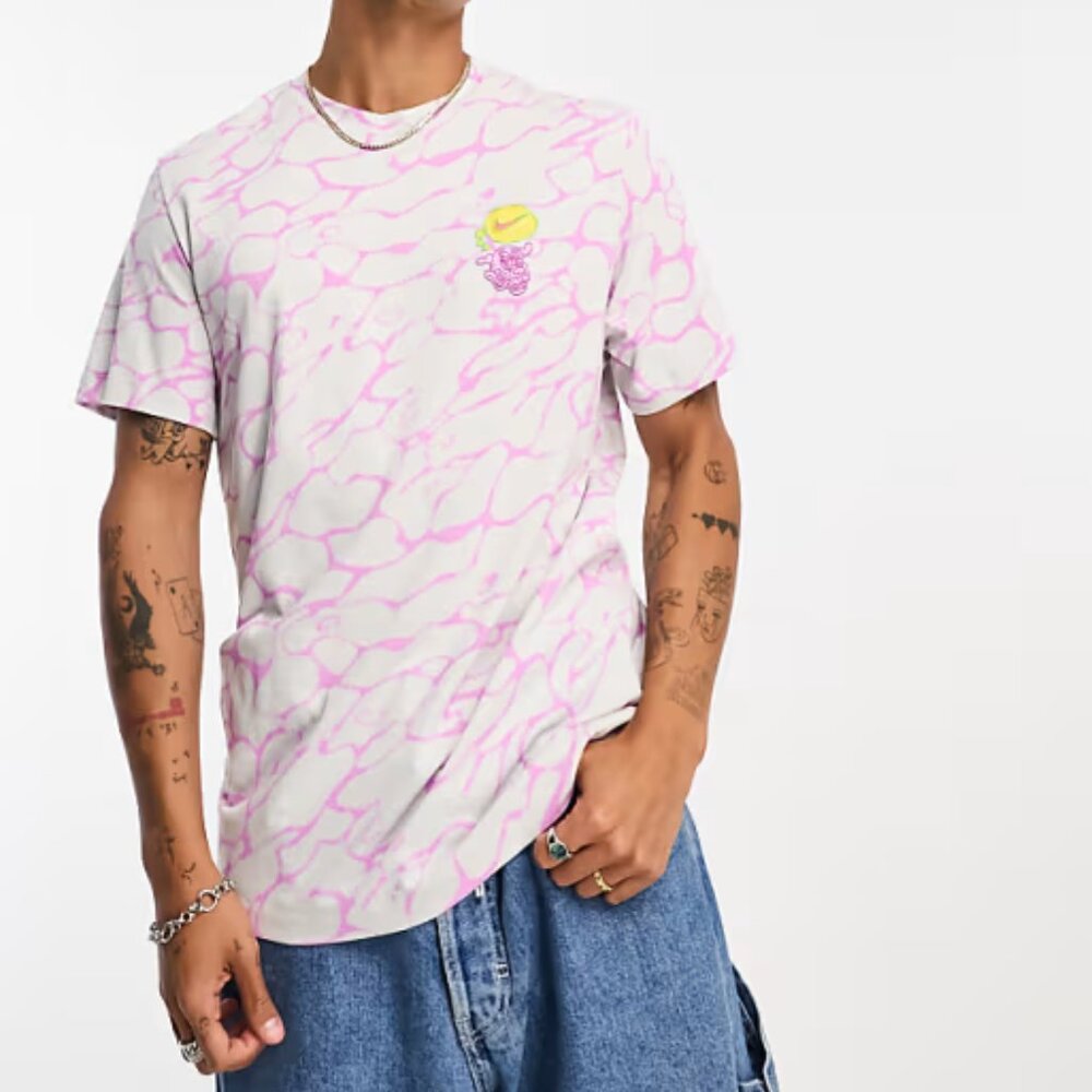 Nike Beach Party Print T-Shirt in Grey